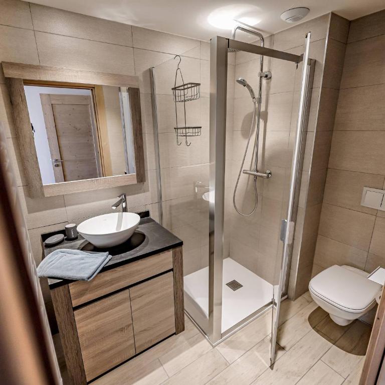 Appt cosy 75m², piscine, spa, 2 chambres, skis aux pieds, vue panoramique Les Arcs 1600 - Apartment mit 3 Schlafzimmern - 8