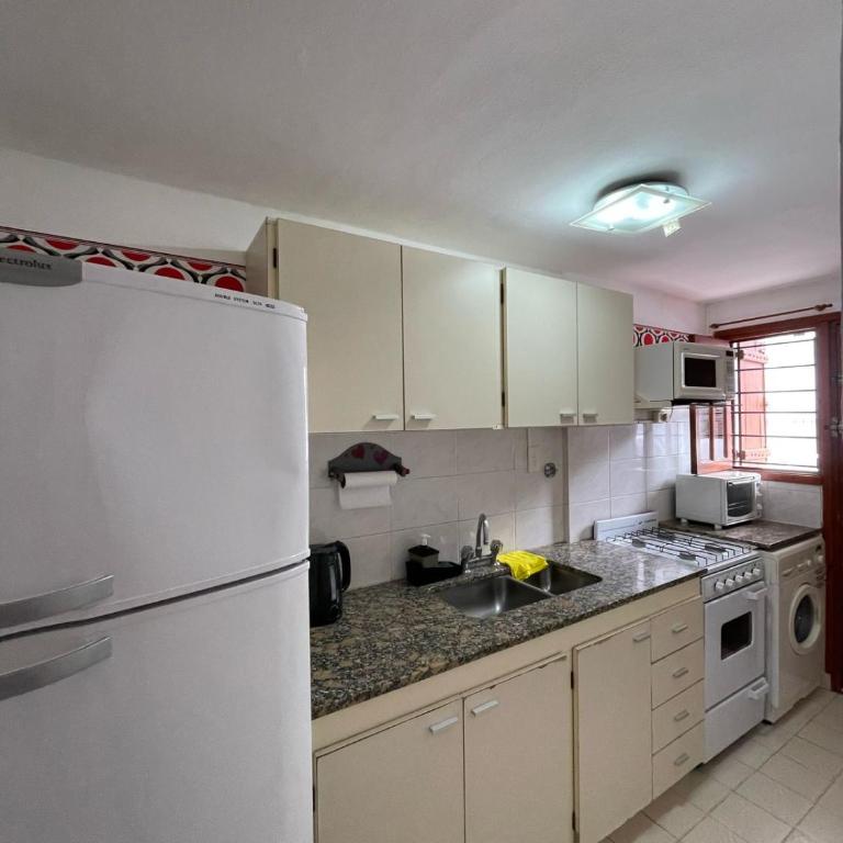 El Ciclón - Two-Bedroom Apartment - 4