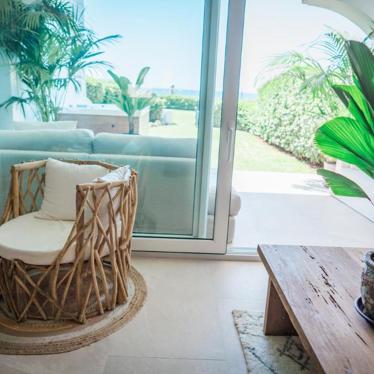 Casa Elegancia - Beach Paradise - Four-Bedroom House - 7