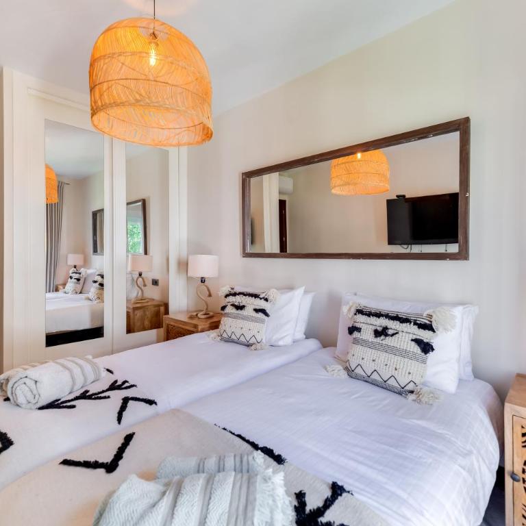 Casa Elegancia - Beach Paradise - Four-Bedroom House - 9