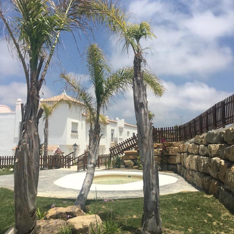 Home to summer in atlanterra - Two-Bedroom Apartment - 4