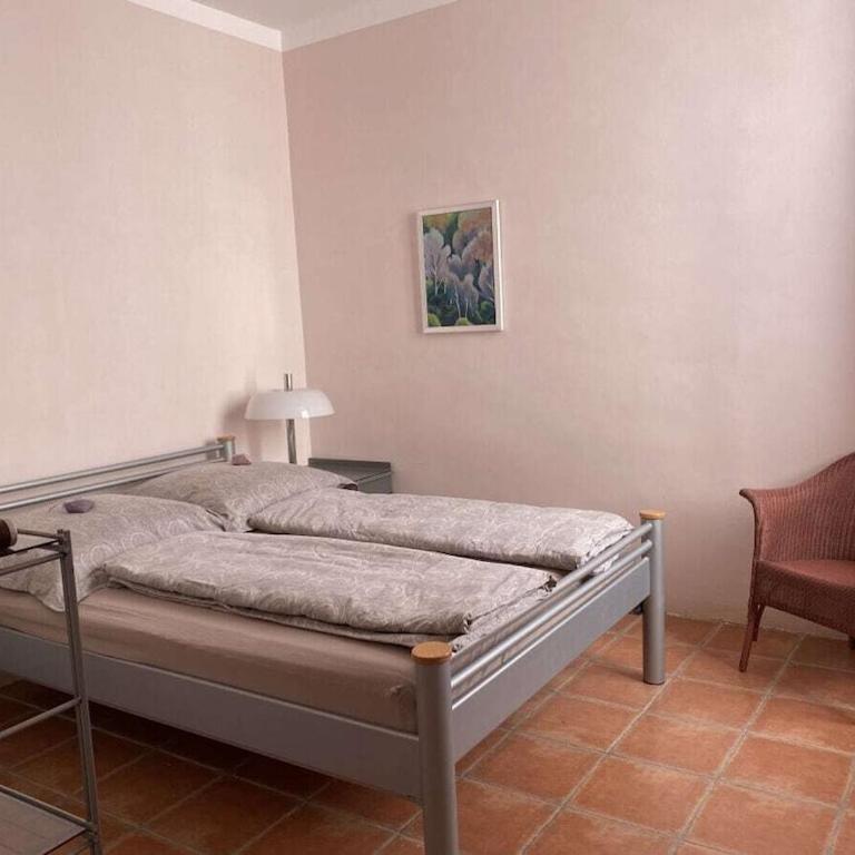 Provençal charm Comfortable Vacation Home - Three-Bedroom Vacation Home - 11