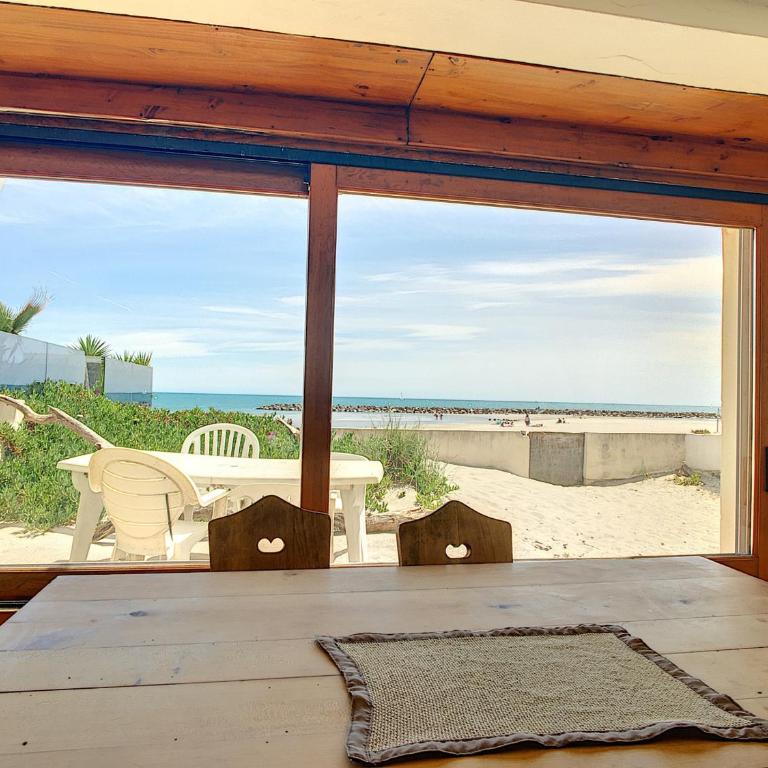 Appartement T4 en bord de plage avec terrasse et parking à Carnon - Appartement 3 Chambres - 6