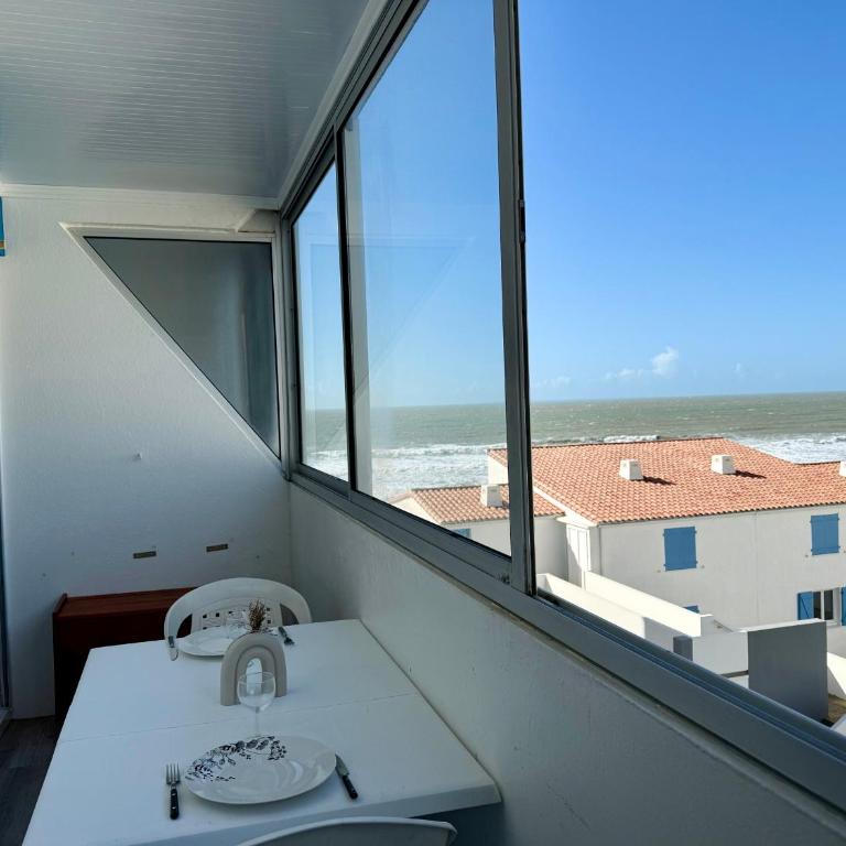 Studio avec Balcon et Parking à 2 Pas de la Plage - FR-1-652-56 - Studio - 1