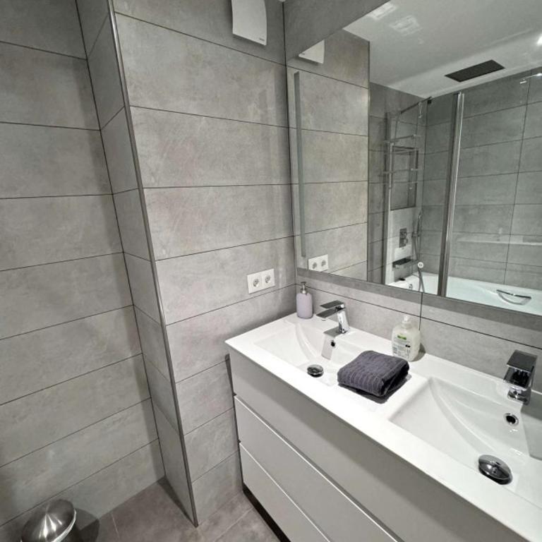 2 bedroom apartment with terrace and pool - Apartamento de 2 dormitorios - 16