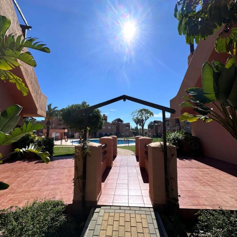 2 bedroom apartment with terrace and pool - Apartamento de 2 dormitorios - 24