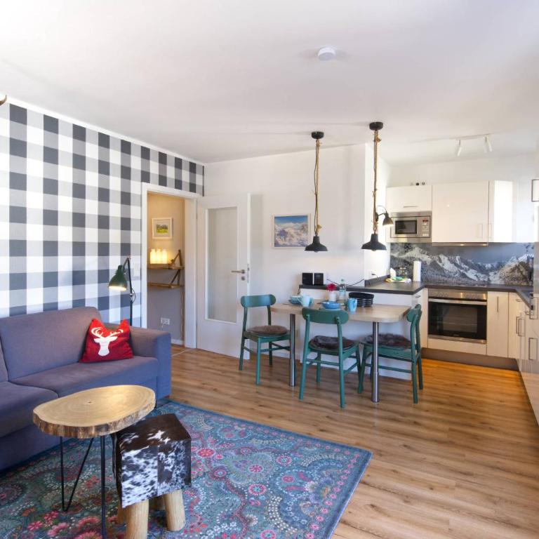 Melanie -401- - Apartment - 1