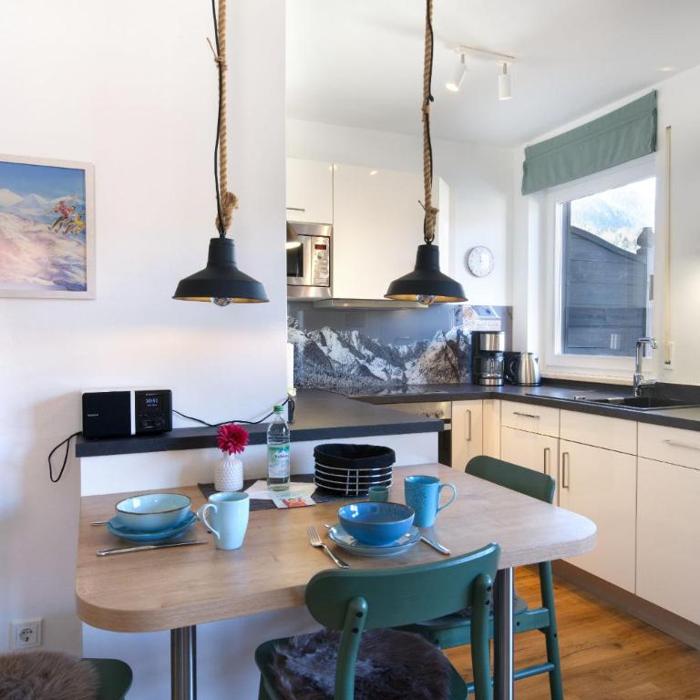 Melanie -401- - Apartment - 2