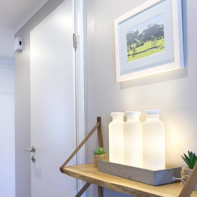 Melanie -401- - Apartment - 6