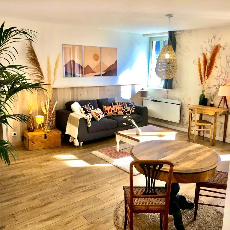 Appartement Tout Confort Coeur de Ville Grand Balcon Le Néouvielle - Apartment mit 1 Schlafzimmer - 1