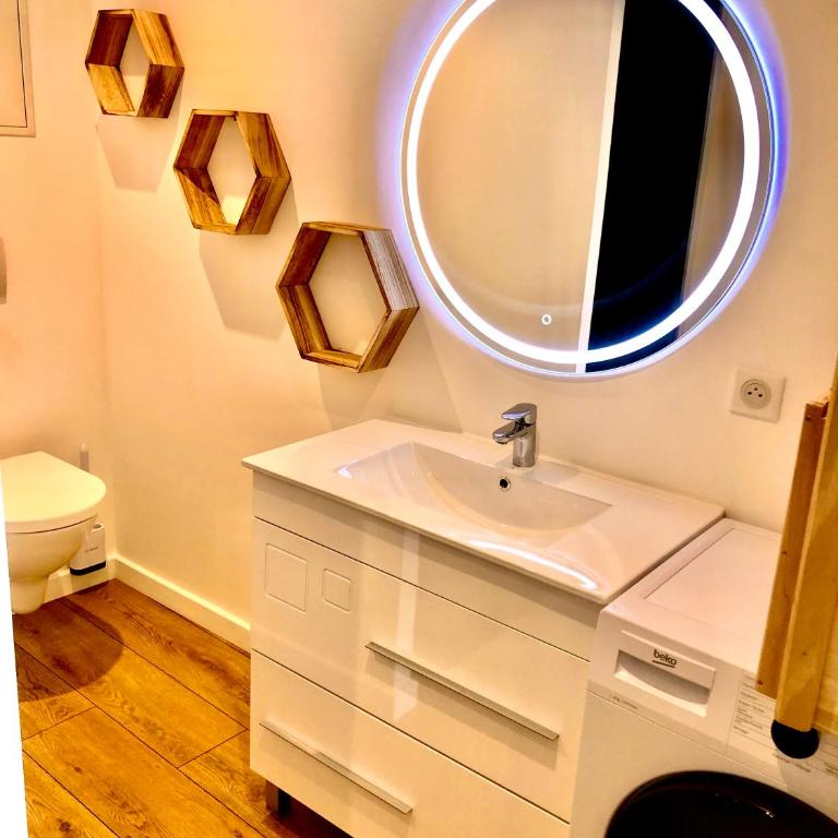 Appartement Tout Confort Coeur de Ville Grand Balcon Le Néouvielle - Apartment mit 1 Schlafzimmer - 10