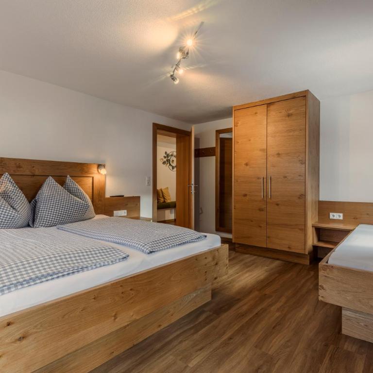 Landhaus Waldhart - Apartment mit 2 Schlafzimmern und Balkon - 5