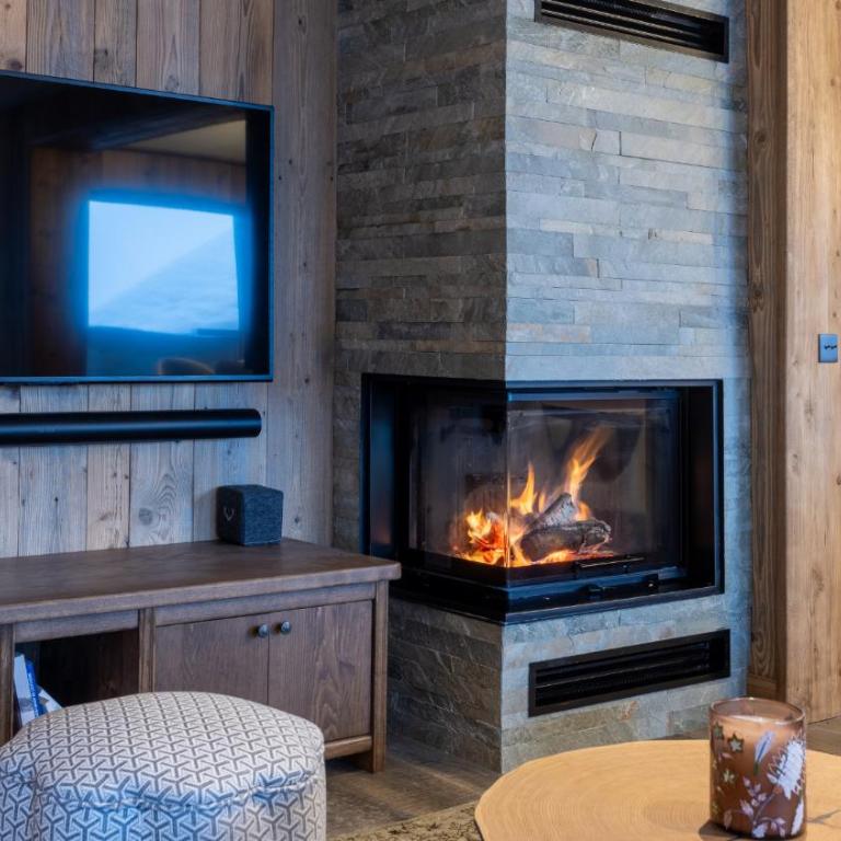 Suite Gelinotte 401 Val d'Isère by HILO Collection - 12 people - Jacuzzi - Appartamento - 62