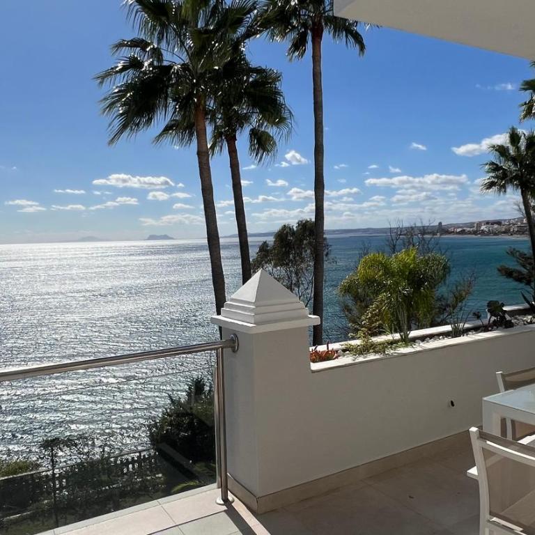 Estepona Beach Front Apartment with Stunning Sea Views - Two-Bedroom Apartment - 1