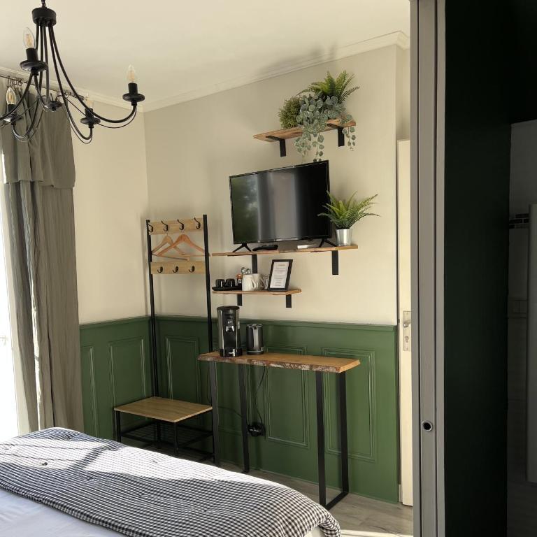 Le Clos du Jas - Petite Chambre Double - 5