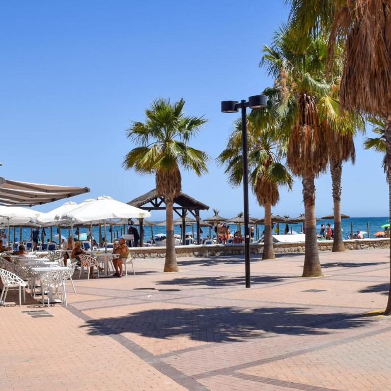 Ref 319 - Apartamento de 1 dormitorio con vistas a la ciudad - 14