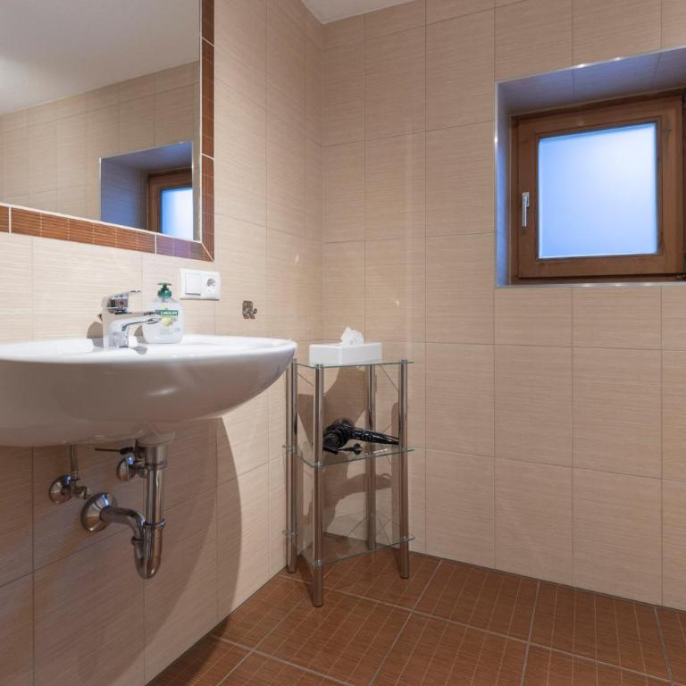 Landhaus Waldhart - Apartment mit 2 Schlafzimmern und Terrasse - 7