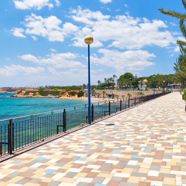 Sunny flat 500 metres from the beach - Centre Torrevieja - Apartamento - 34