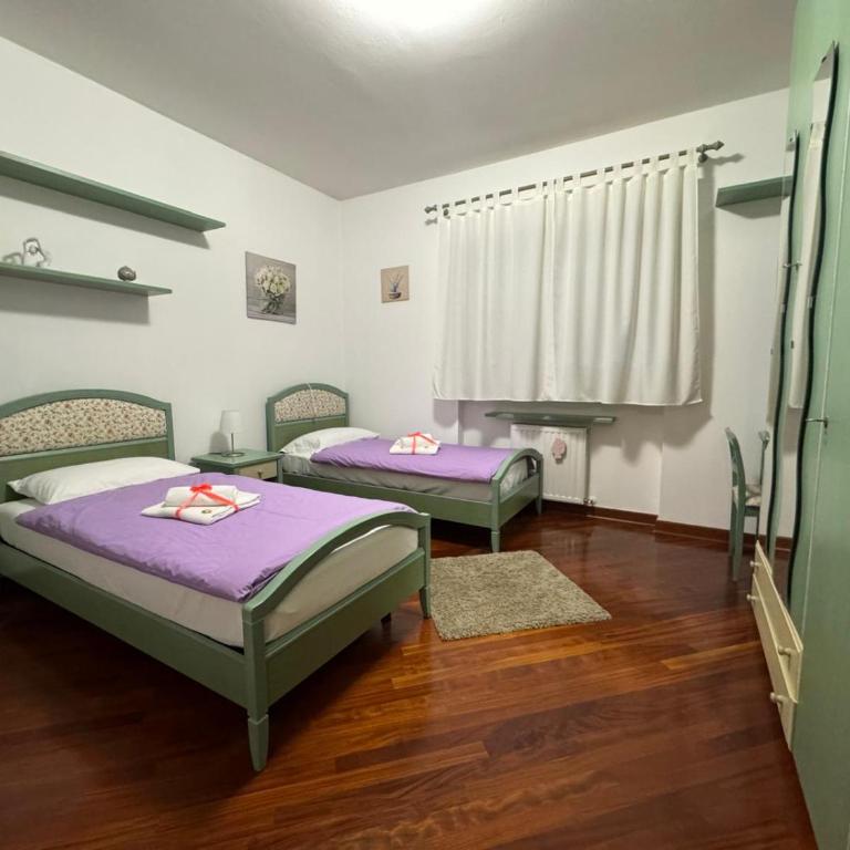 Chiarelli House - Camera Doppia con Letti Singoli con Bagno Privato - 5