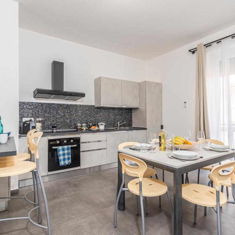 Lusa Apartment - Happy Rentals - Apartment with Balcony - 1
