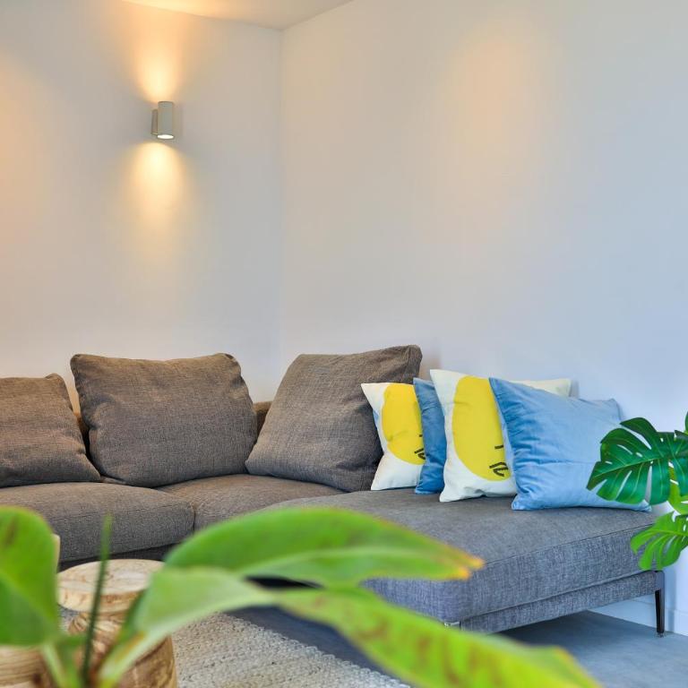 FRIDA - Saint-Tropez - 3 Bedrooms Sea View Apartment - 2 mins Walk to Port - Apartment mit 3 Schlafzimmern und Meerblick - 3