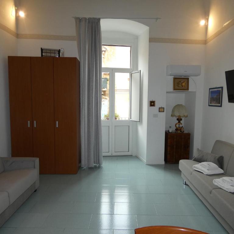 House Sasanelli - Appartamento con 2 Camere da Letto - 17