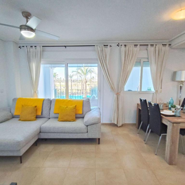 Bright Apartment with Stunning Swimming Pool Views - MO4812LT - Apartamento - 8
