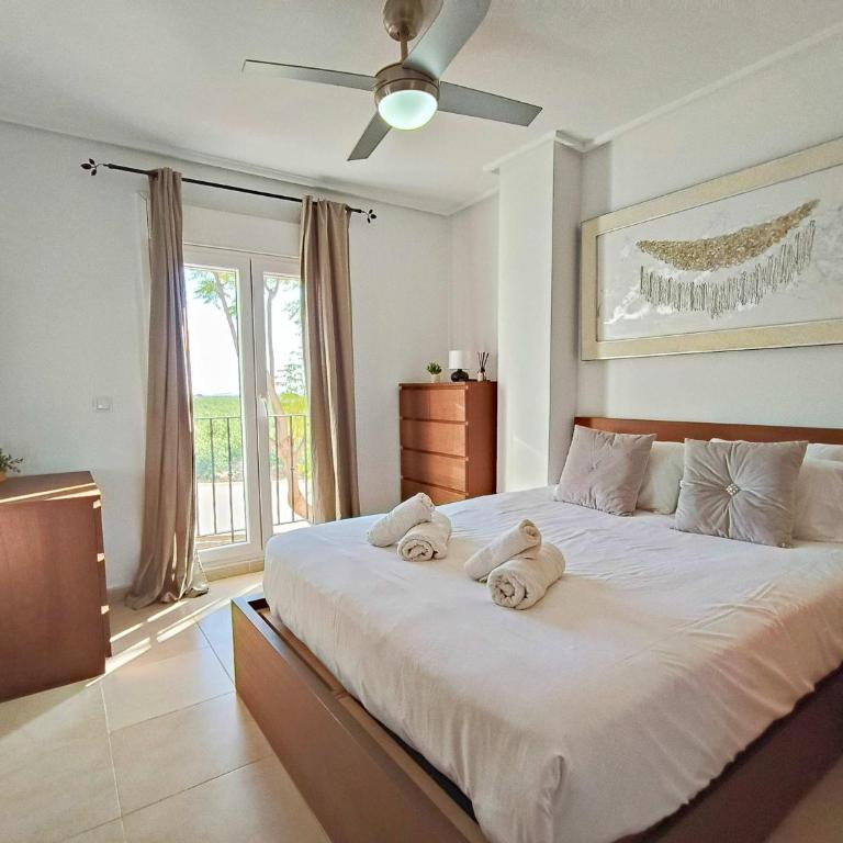 Bright Apartment with Stunning Swimming Pool Views - MO4812LT - Apartamento - 13