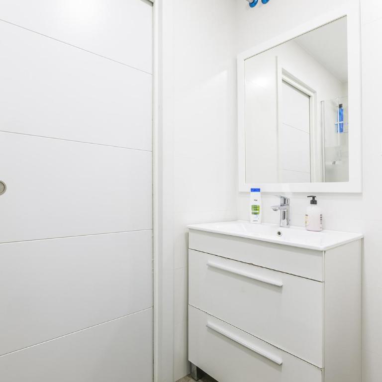 A&N Torre del Mar Holiday Apartment Near Beach - Apartment - 27