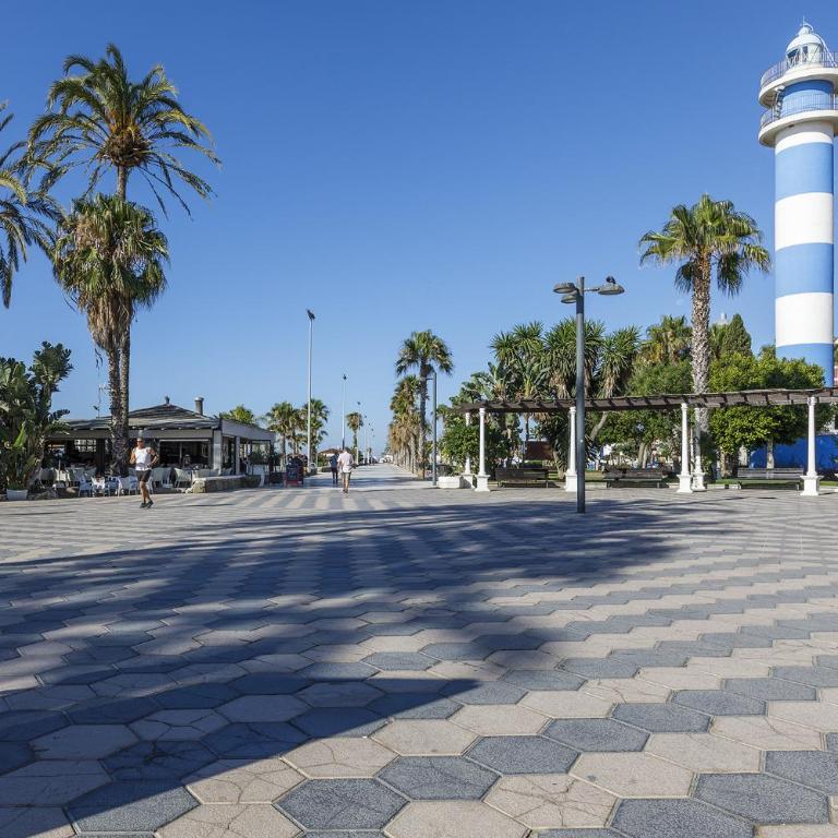 A&N Torre del Mar Holiday Apartment Near Beach - Apartment - 50