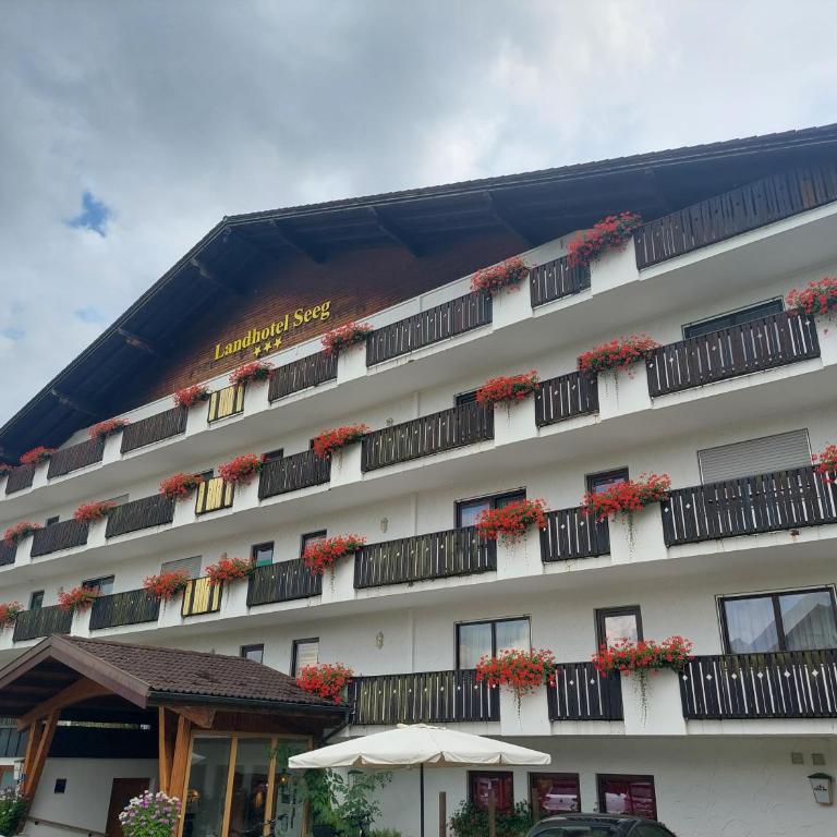 Ferienwohnung Stephanie im Landhotel Seeg - Apartment mit 1 Schlafzimmer und Dusche - 10