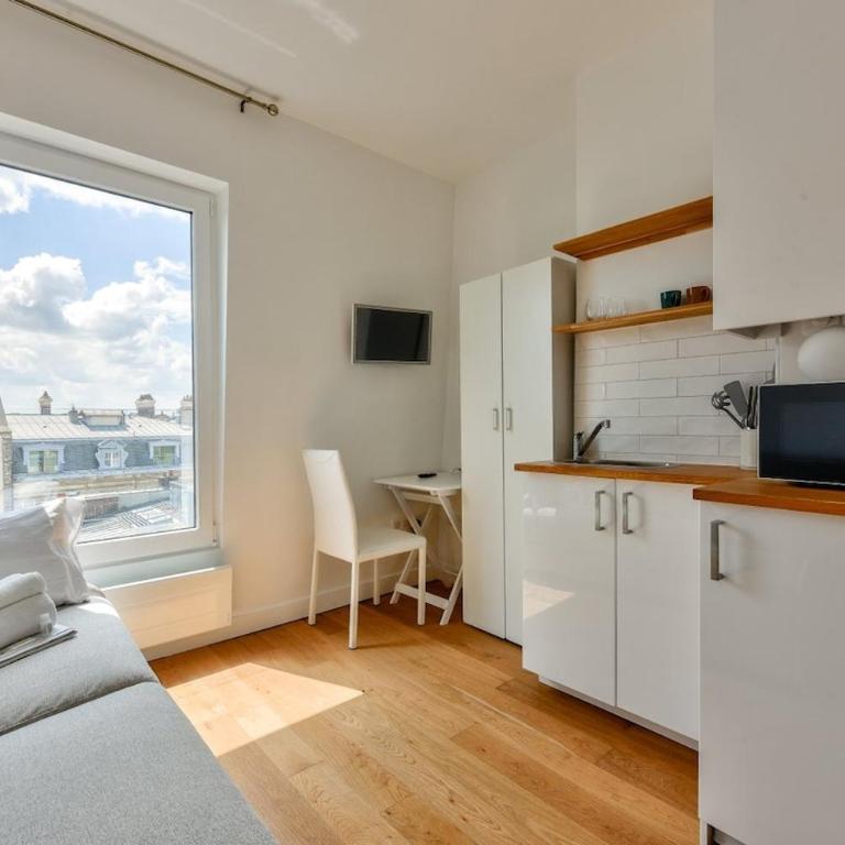 Studio with a panoramic view of the Eiffel Tower - Estudio - 15
