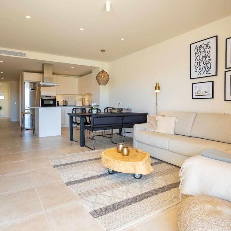 Amazing seaview near the beach! - Apartamento de 3 dormitorios - 20