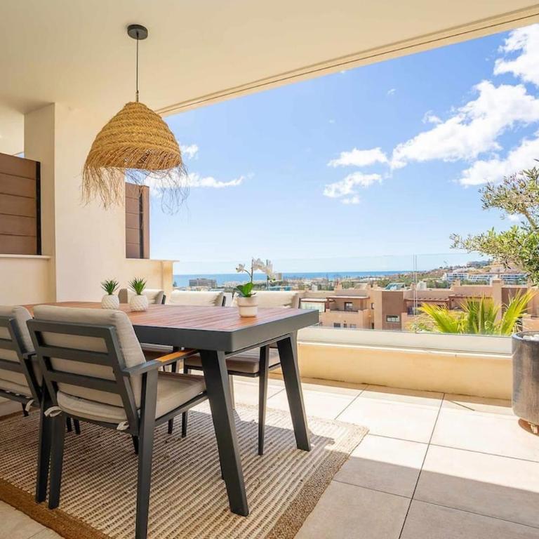 Amazing seaview near the beach! - Apartamento de 3 dormitorios - 23