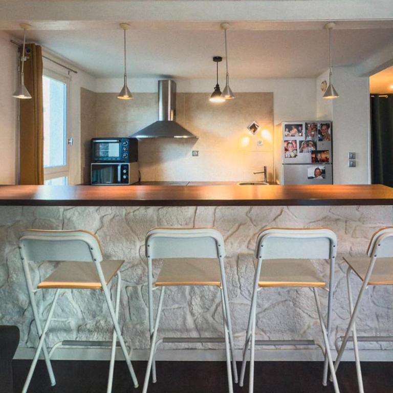T3 spacieux - climatisé - commerces - plages - Apartment mit 2 Schlafzimmern und Balkon - 1