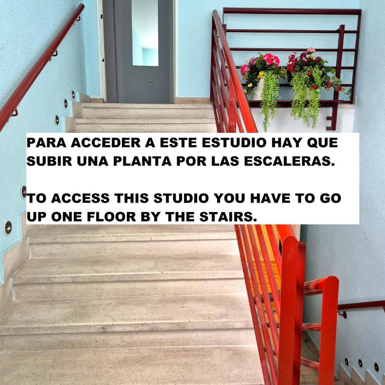 Avenida De America Tijcal - Studio - Upstairs - 7