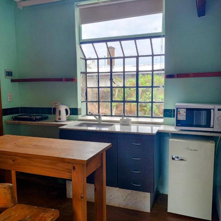 Monoambiente en casa historica - Apartamento de 1 dormitorio - 2