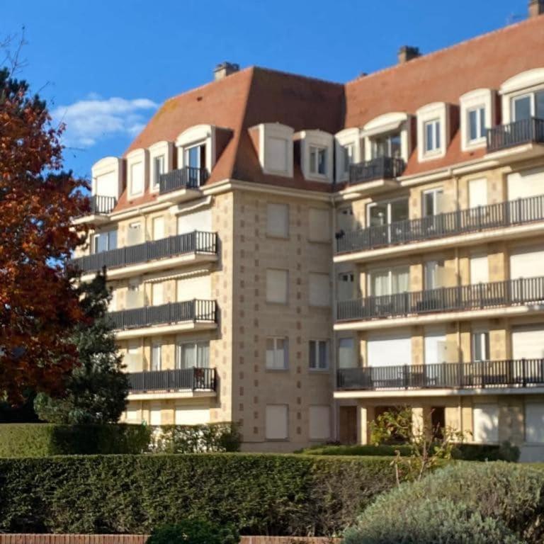 Le Duplex - Deauville - Two-Bedroom Apartment with Mountain View - 11