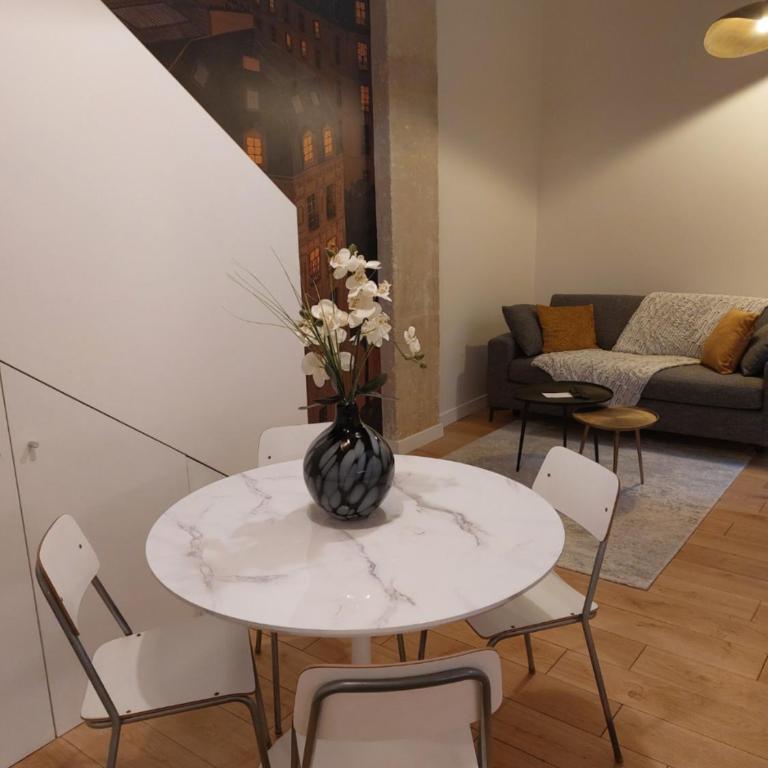 Apartments Paris Centre - At Home Hotel - Appartement Supérieur - 12