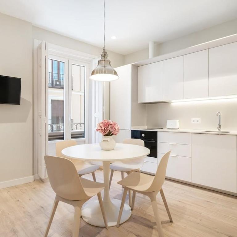 Modern, brand-new apartment for 4 in Las Letras - Huertas - Two-Bedroom Apartment - 6