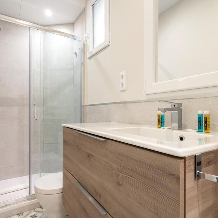 Modern, brand-new apartment for 4 in Las Letras - Huertas - Two-Bedroom Apartment - 25
