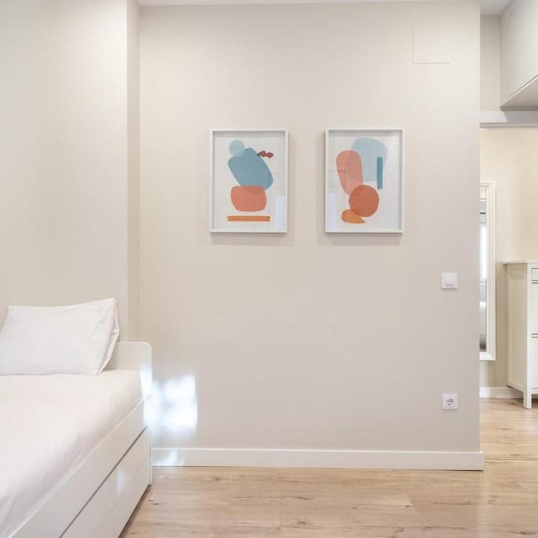 Modern, brand-new apartment for 4 in Las Letras - Huertas - Two-Bedroom Apartment - 28