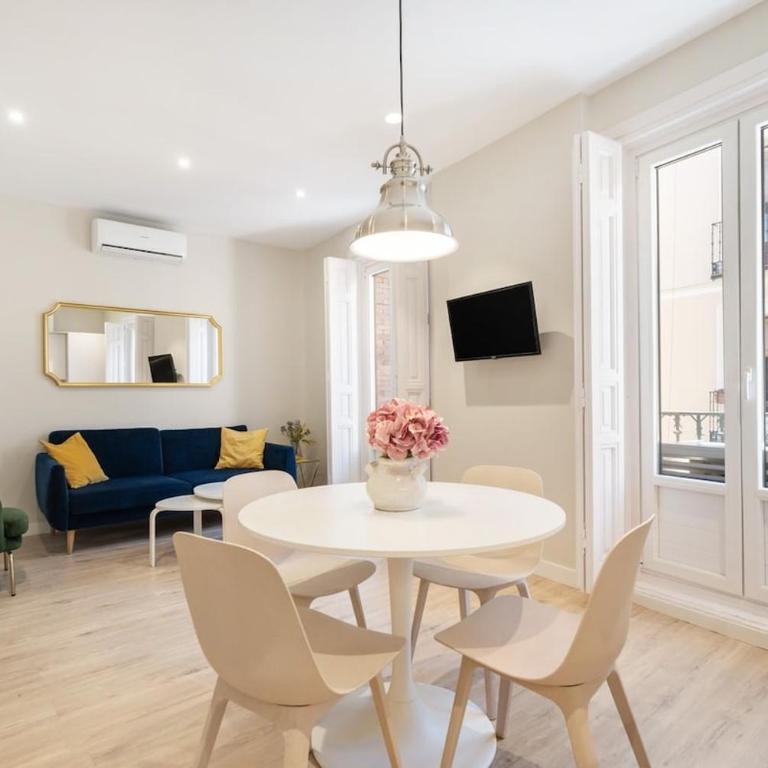 Modern, brand-new apartment for 4 in Las Letras - Huertas - Two-Bedroom Apartment - 29