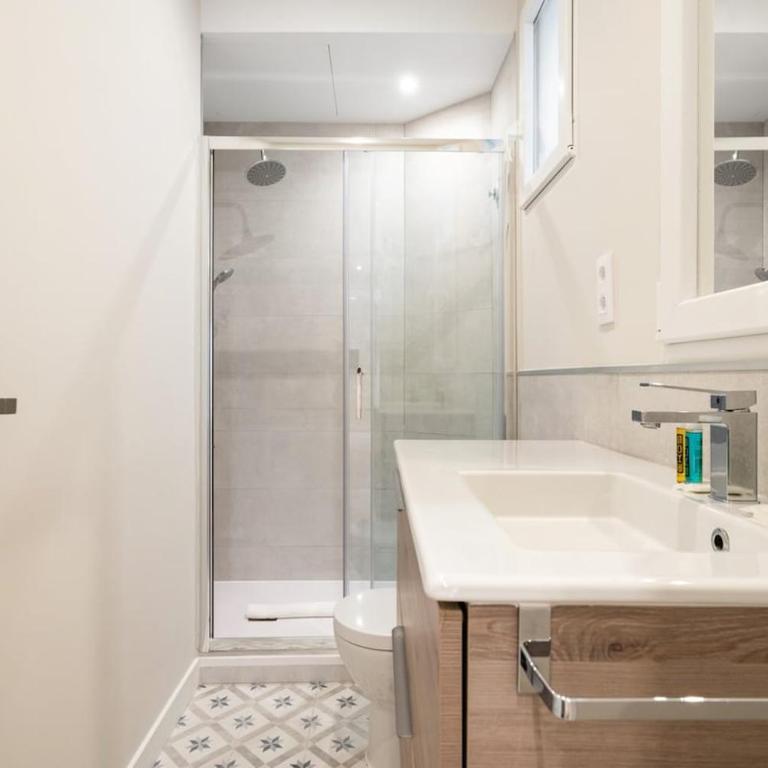 Modern, brand-new apartment for 4 in Las Letras - Huertas - Two-Bedroom Apartment - 30