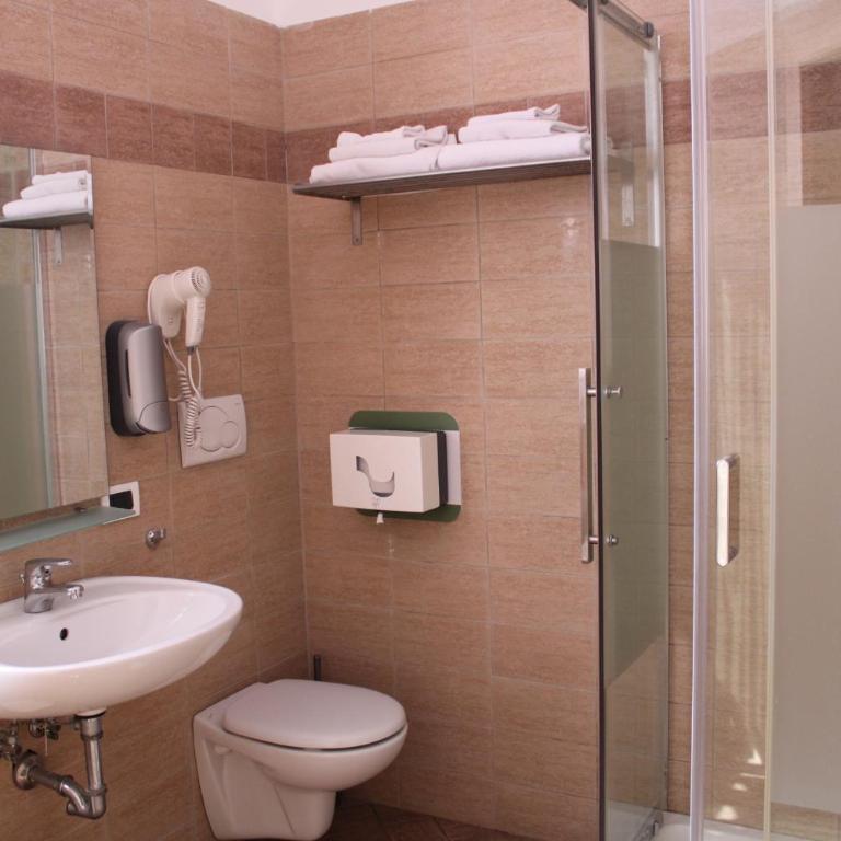 Roma Scout Center - Camera Matrimoniale/Doppia con Letti Singoli con Bagno Privato - 7