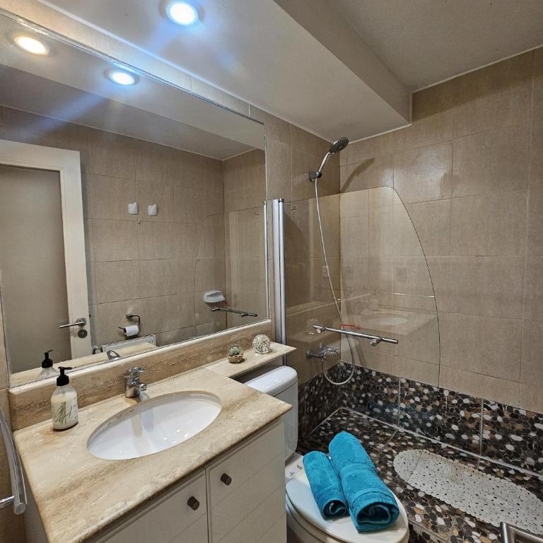 Apartamento en Concón con vista al mar y piscina - Two-Bedroom Apartment - 22