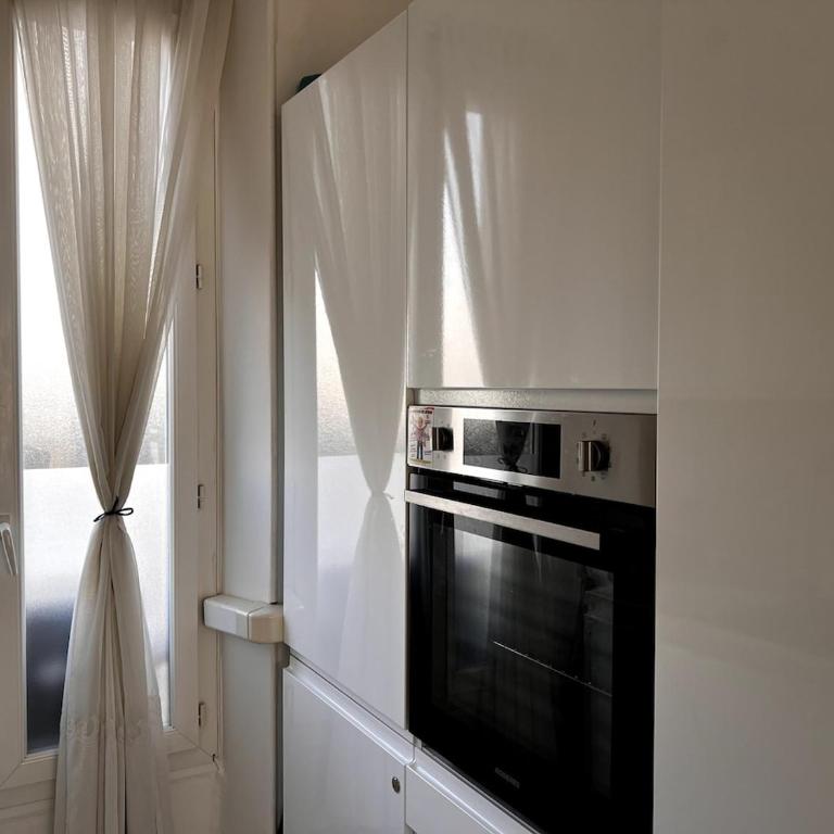 One Bedroom apartment in Cannes Center a few steps from the Croisette and the Martinez Hotel - 2032 - Apartamento de 1 dormitorio - 9