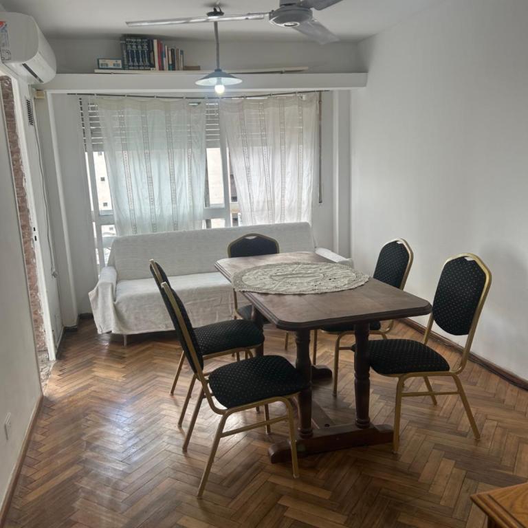 Rosario centro - Apartamento de 2 dormitorios con balcón - 21