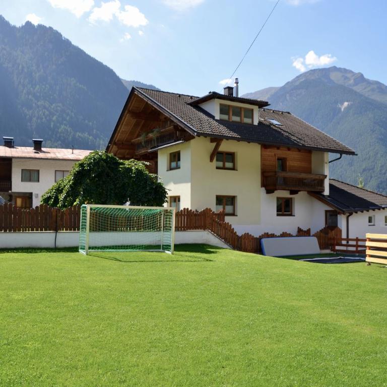 Ferienhaus Tirol im Ötztal - Chalet - 24