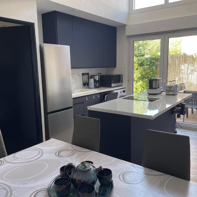 St Cyprien Superbe maison residence avec piscine - Vacation Home - 17